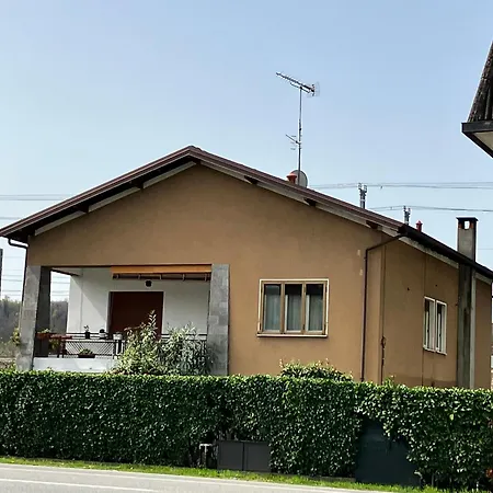 Semesterbostad Lake View Dormelletto